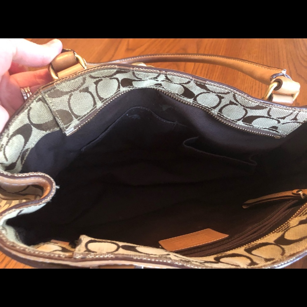 Coach Purse - Picture 6 of 6